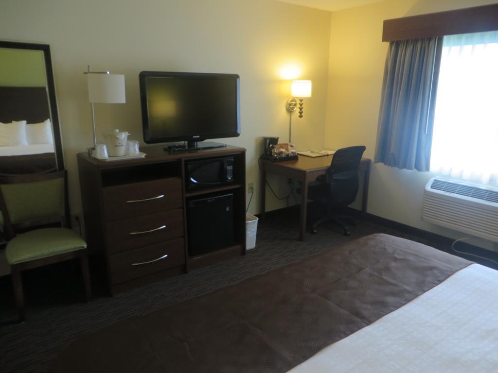 Americinn By Wyndham Rice Lake Exterior foto